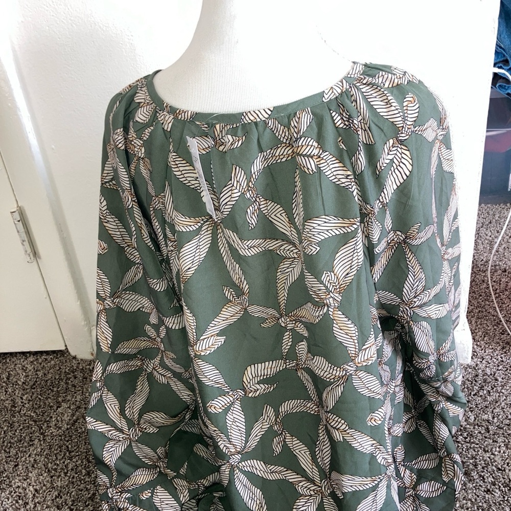 NWT LOFT Ribbon Bubble Sleeve Henley Top Sz XL - Picture 5 of 8